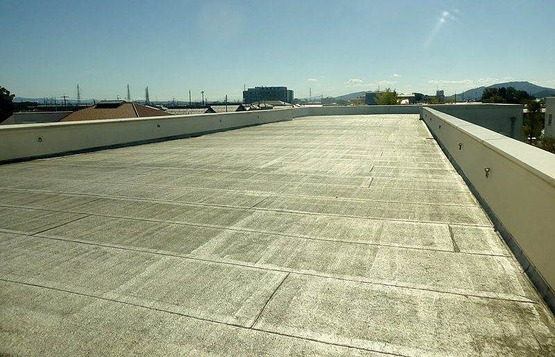 A commercial roof potentially in need of replacement